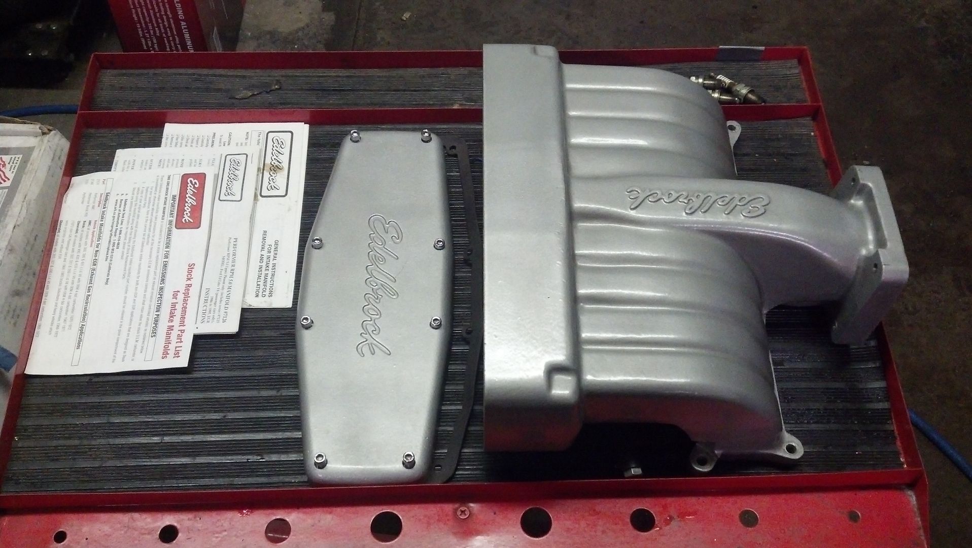 Edelbrock performer 5 0 efi intake manifold 3822